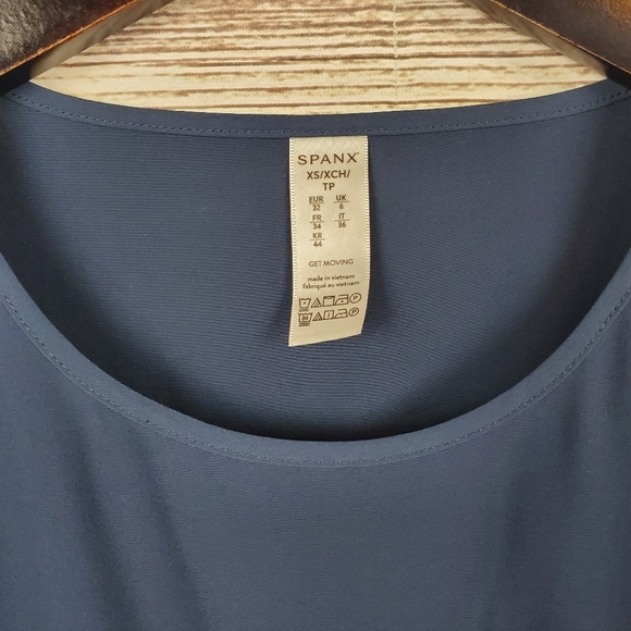 SPANX Womens Size XS Navy Blue Yes Pleats Tee Short Sleeve Top - Picture 6 of 10